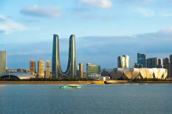 在线开户股票 这个经济大省的湾区“双城记”，挤进第三位成员